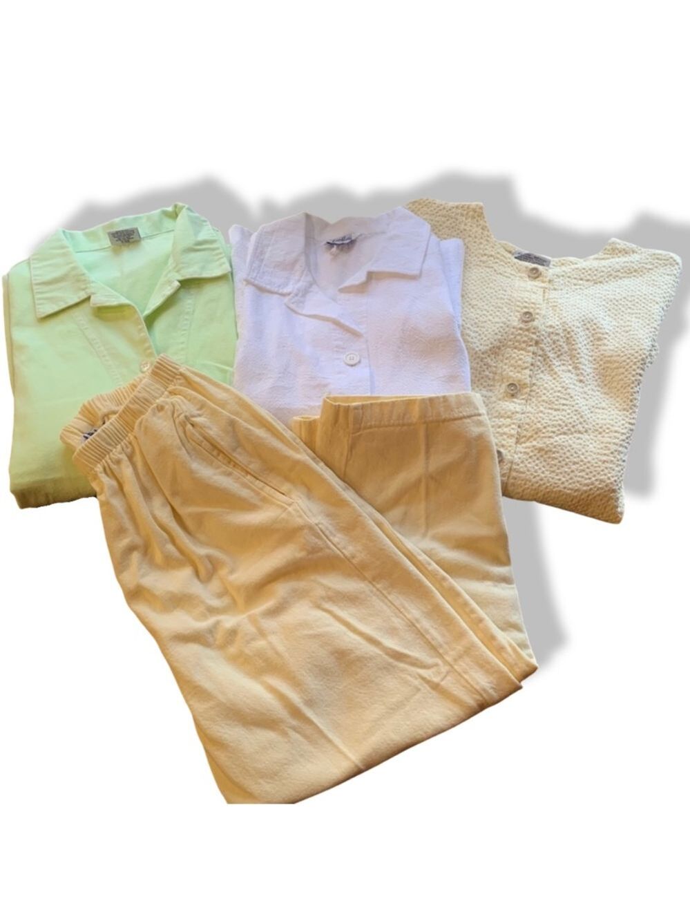 Lot Of Women's Size Medium Tops & Capri Pants